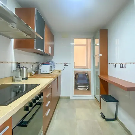 Great Location, Town Эстепона