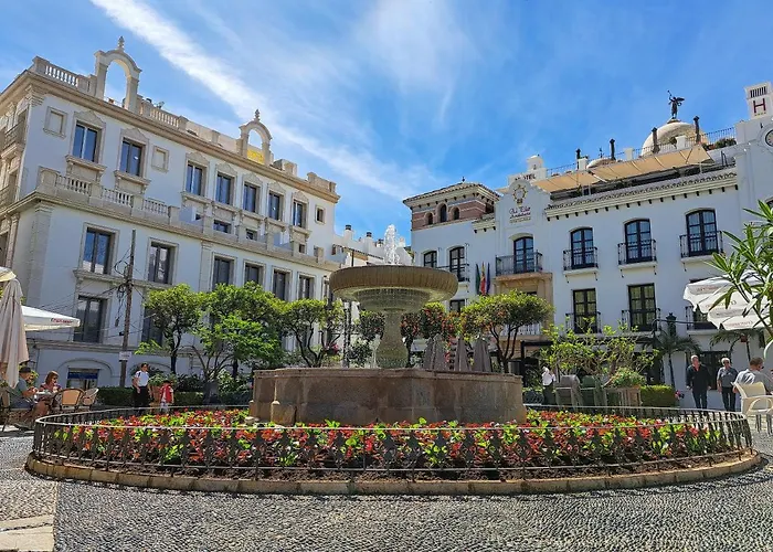 Great Location, Town Apartment *