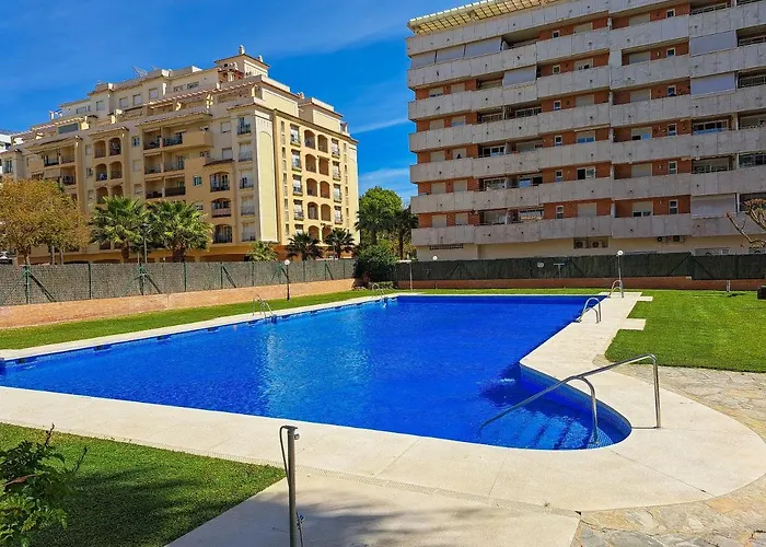 Great Location, Town Apartment *